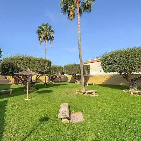 2 Bedroom Stunning In Holiday home Torrevieja