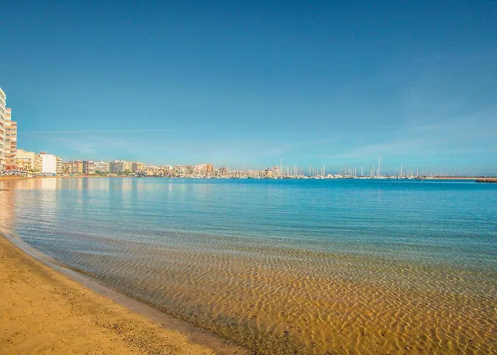 2 Bedroom Stunning In *