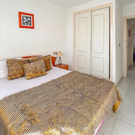 2 Bedroom Stunning In Hébergement de vacances *